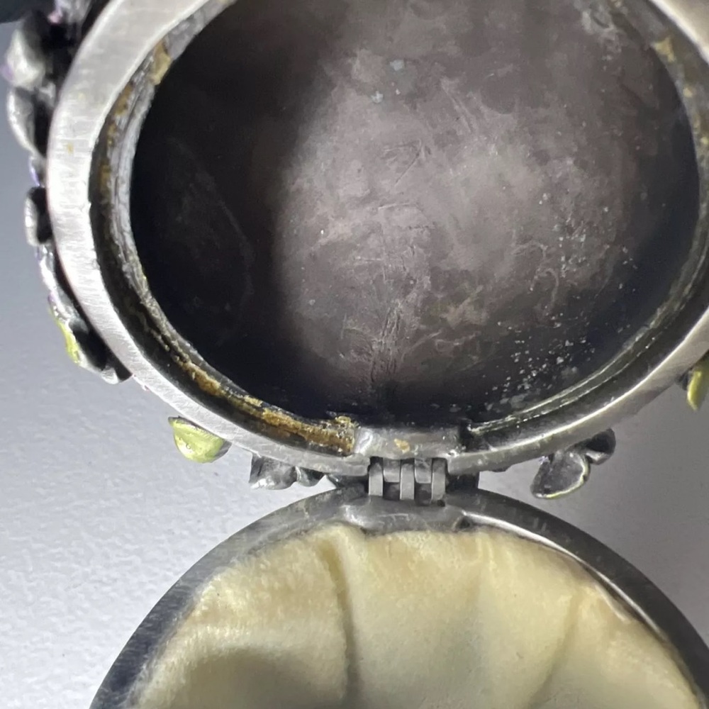 Beautiful Decor Style Egg, Faberge Style - image 3